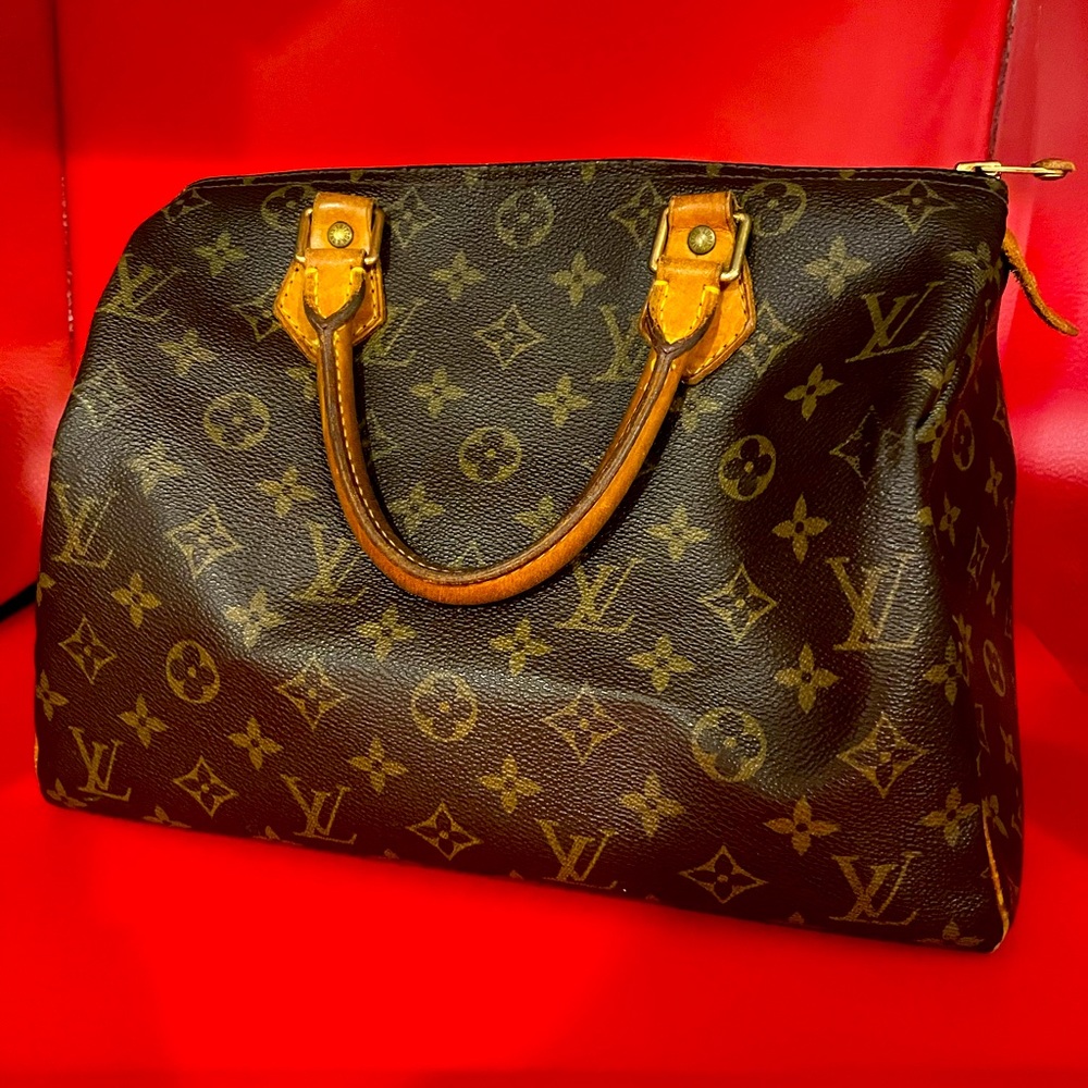 Authentic Louis Vuitton Speedy 30